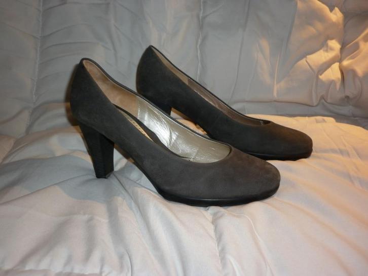 pumps maat: 39 merk :Gabor, Kleding | Dames, Schoenen, Zo goed als nieuw, Pumps, Grijs, Ophalen of Verzenden