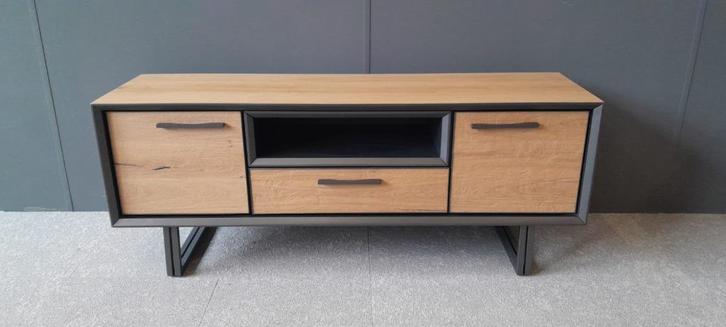 Eiken tv meubel inhouse hadios 150cm nu voor €399,-!, Huis en Inrichting, Lampen | Vloerlampen, Nieuw, Minder dan 100 cm, Hout
