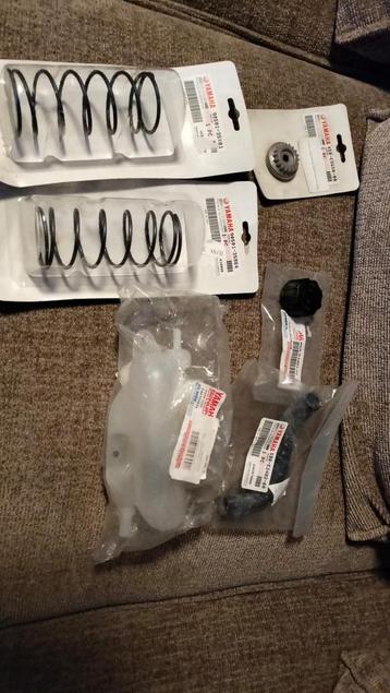 Verschillende originele yamaha aerox nieuw beschikbaar voor biedingen