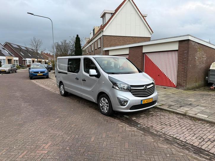 Opel Vivaro 1.6 D 88KW BV 2014, Auto's, Bestelauto's, Particulier, ABS, Achteruitrijcamera, Airbags, Airconditioning, Alarm, Bluetooth