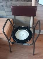 Stevige nette po stoel, Ophalen