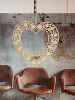 Brocante hartvormige kandelaar smeedijzer 65x33cm nu €20, Huis en Inrichting, Ophalen, 50 tot 75 cm, ., Wit