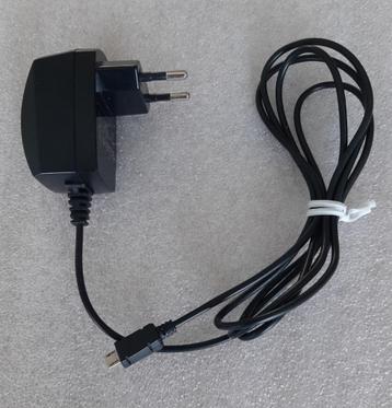 AC/DC Adapter / Oplader. Output: 5 V-DC, 800 mAh. beschikbaar voor biedingen