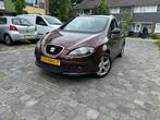 Seat Altea XL 1.4 TSI 92KW Stationwagon 2009 Rood, Voorwielaandrijving, 74 €/maand, 4 cilinders, Altea XL