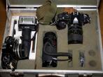 Complete koffer met Nikon EM + Nikon FM lenzen en flitser, Audio, Tv en Foto, Fotocamera's Analoog, Ophalen, Gebruikt, Spiegelreflex