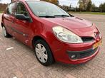 Renault Clio 1.2 16V 55KW 5-DRS E4 2008 Rood, Auto's, Voorwielaandrijving, 535 kg, 74 pk, 4 cilinders