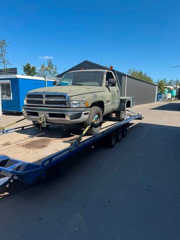 Dodge 2500 cummins onderdelen  beschikbaar voor biedingen