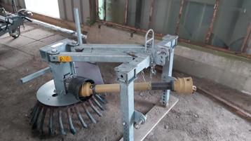 Kuijpers onkruidborstel voor mini tractor  beschikbaar voor biedingen