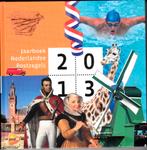Jaarboek postzegels compleet 2013, Ophalen of Verzenden, Na 1940, Postfris