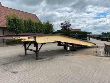 Mobiele Laadbrug / Laaddock- Robuust & Flexibel beschikbaar voor biedingen