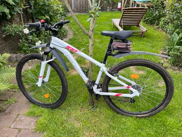 Mountainbike, Rockrider ST100 beschikbaar voor biedingen