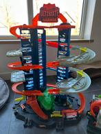 Hot Wheels garage, carwash en 55 auto’s, Ophalen, Gebruikt, Handmatig, Hot Wheels