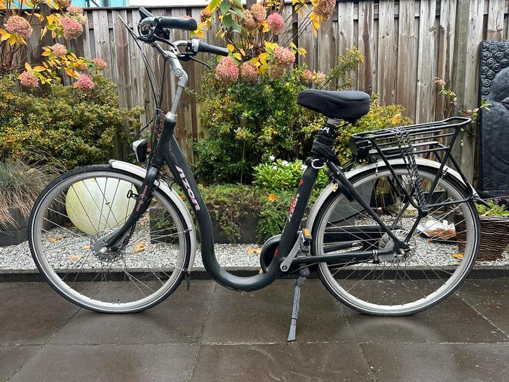 Elektrische fiets AZOR - Opknapper!, Fietsen en Brommers, Fietsen | Dames | Damesfietsen, Gebruikt, Overige merken, (Extra) lage instap