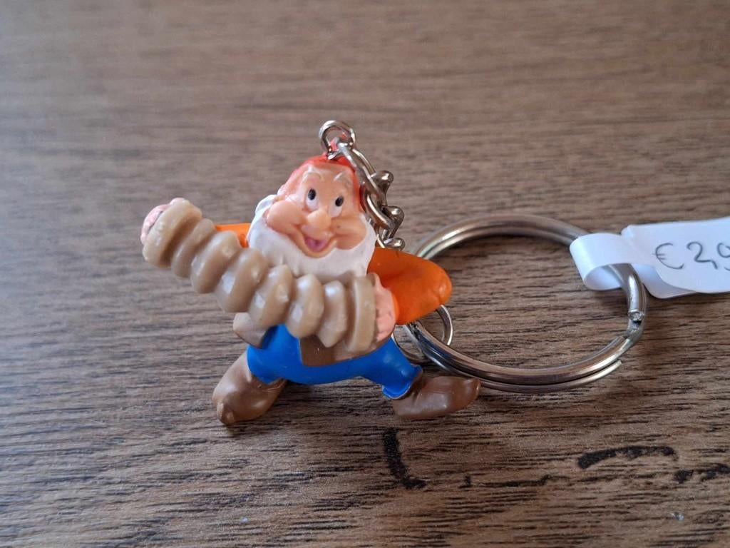 Sleutelhanger : Disney : Happy !!, Info@keycharms.nl, Nieuw, Medemblik, Knuffel of Figuurtje
