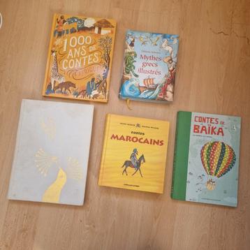  Beautiful Set of 5 Illustrated Story Books – Myths & Tales  beschikbaar voor biedingen