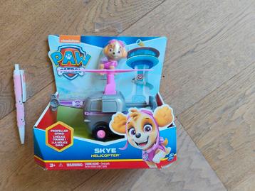 Paw patrol Skye figuur helicopter  beschikbaar voor biedingen
