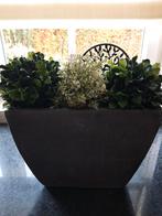 Plantenbak, Ophalen, Zo goed als nieuw, Steen