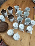 Restant klokken servies, Antiek en Kunst, Antiek | Servies los, Ophalen of Verzenden