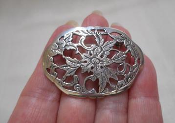 Zilveren vintage broche nr.1212 beschikbaar voor biedingen