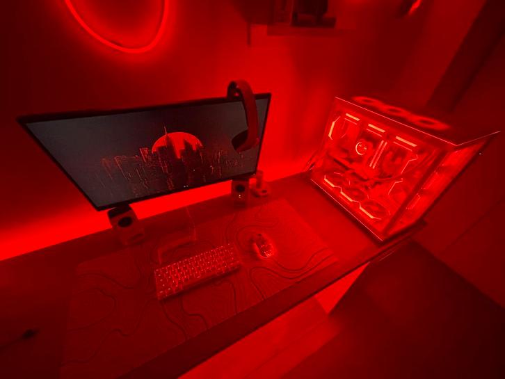 Custom white setup/PC | RTX 4070 super | AMD Ryzen 7 7800x3d, Computers en Software, Desktop Pc's, Zo goed als nieuw, 4 Ghz of meer