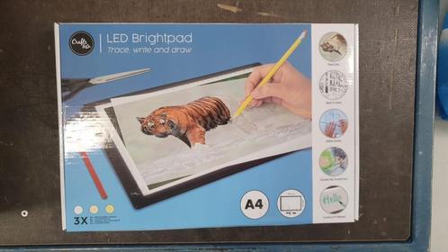 LED Brightpad tekenbord nieuw in doos, Computers en Software, Tekentablets, Nieuw, Ophalen of Verzenden