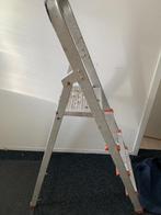 Keukentrapje Altrex 3 treden, Doe-het-zelf en Verbouw, Ladders en Trappen, Gebruikt, Trap, Opvouwbaar of Inschuifbaar, Minder dan 2 meter