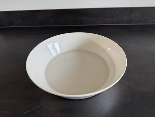 Ittala Teema serveerschaal 2,5 l. wit, Huis en Inrichting, Keuken | Servies, Zo goed als nieuw, Schaal of Schalen, Overige stijlen