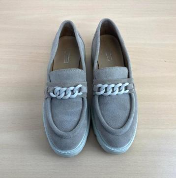 5th Avenue suède donkerbeige platte schoenen mt 38 ZGAN beschikbaar voor biedingen