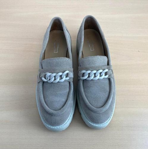 5th Avenue suède donkerbeige platte schoenen mt 38 ZGAN, Kleding | Dames, Schoenen, Zo goed als nieuw, Instappers, Bruin, Ophalen of Verzenden