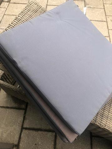 Kussenset ligstoel beschikbaar voor biedingen