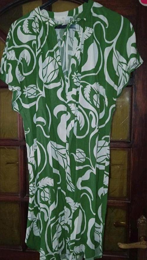 Leuk zomers tuniek/jurkje groen/wit ML NIEUW!!100 %Viscose, Kleding | Dames, Blouses en Tunieken, Nieuw, Groen, Ophalen