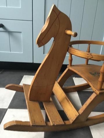 Antiek Houten Hobbelpaard - Goede Staat beschikbaar voor biedingen