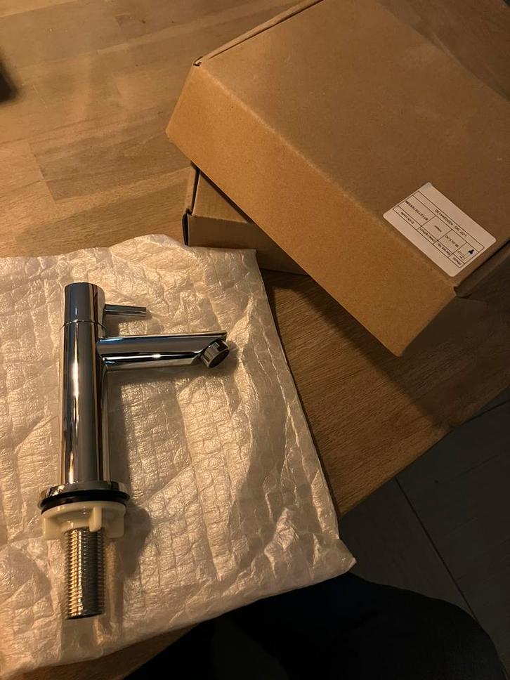 Modern nieuw fonteinkraantje - Chroom, Doe-het-zelf en Verbouw, Sanitair, Nieuw, Kraan, Chroom, Ophalen of Verzenden