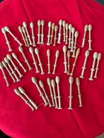 44 stuks kantklossen, Ophalen, Zo goed als nieuw