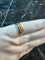 14k Gouden Massieve Zegelring, 19 tot 20, Nieuw, Ophalen of Verzenden, Dame of Heer