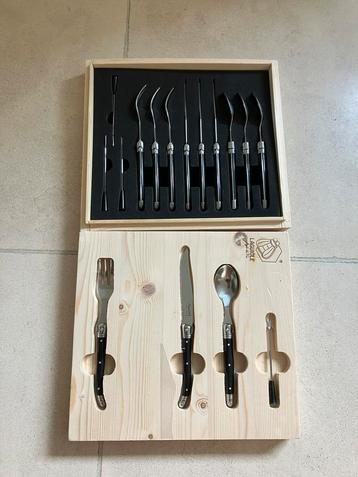 Bestek Laguiole Vie Premium Line Zwart tapas 16 delig beschikbaar voor biedingen