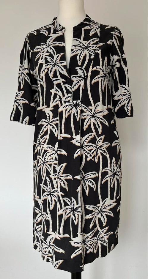 Scotch & Soda palmboom print jurk maat M, Kleding | Dames, Jurken, Zo goed als nieuw, Maat 38/40 (M), Zwart, Knielengte, Ophalen of Verzenden