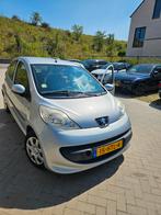 Peugeot 107 1.0 12V 5DR 2009 Grijs, Voorwielaandrijving, Stof, 4 stoelen, 68 pk