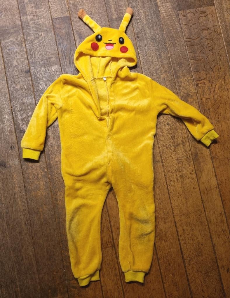 Leuke Pokemon onesie verkleedpak  maat 110 carnaval, Ophalen of Verzenden, 110 t/m 116, Jongen of Meisje