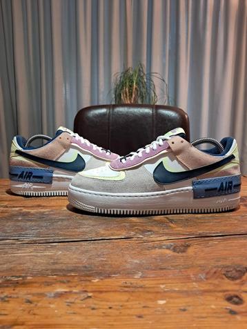 Nike Air Force 1 Shadow 'Crimson Tint' Size 41 beschikbaar voor biedingen