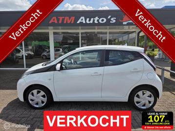 Toyota Aygo 1.0 VVT-i x-play Navi LED Camera Cruise Airco beschikbaar voor biedingen