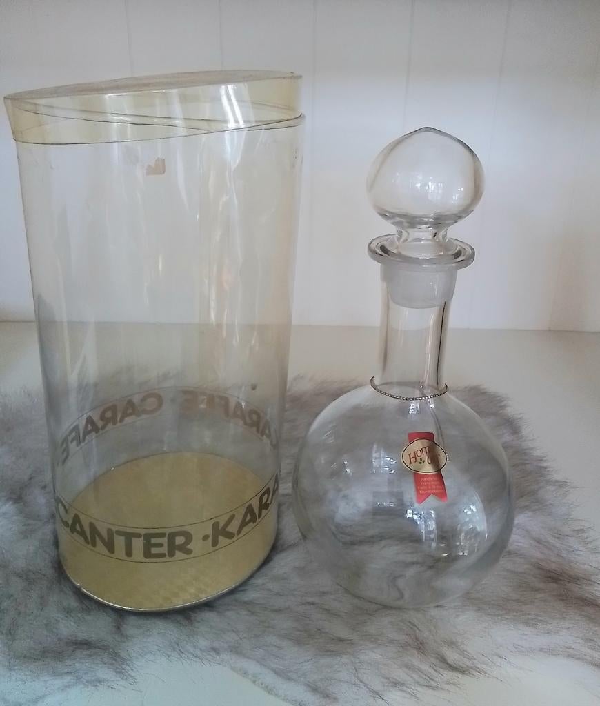 Wijn karaf  22cm 1970 handgemaakt ., Antiek en Kunst, Antiek | Glas en Kristal, Ophalen of Verzenden