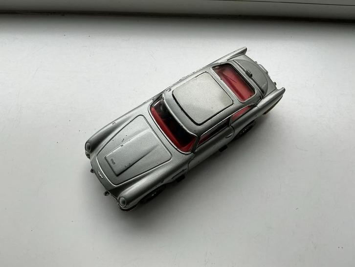 Gorgi James Bond 007 Aston Martin DB5, Hobby en Vrije tijd, Modelauto's | 1:18, Gebruikt, Auto, Overige merken, Ophalen of Verzenden