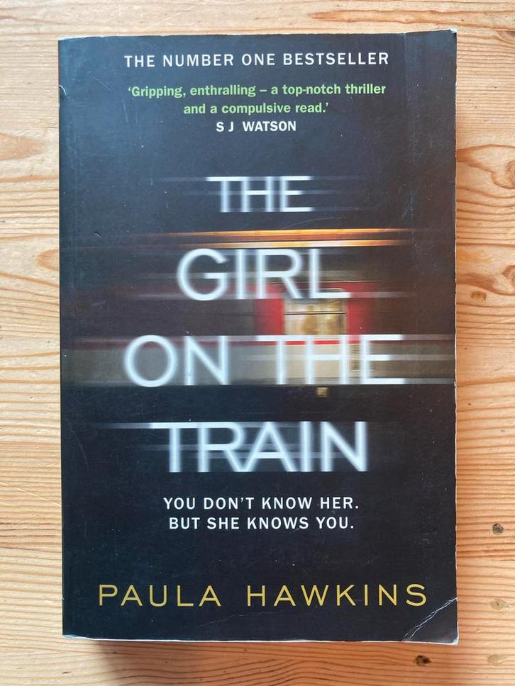 The Girl on the Train - Paula Hawkins, Boeken, Thrillers, Zo goed als nieuw, Europa overig, Ophalen of Verzenden