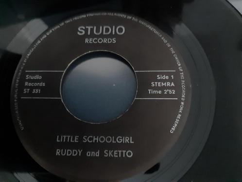Ruddy And Sketto / Del. Roy Wilson ‎– Little Schoolgirl, Cd's en Dvd's, Vinyl Singles, Gebruikt, Single, Overige genres, 7 inch