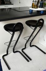 2 Postmoderne design barkrukken, Thema Italy, Memphis stijl, Ophalen, Gebruikt, Met voetsteun, 60 tot 90 cm