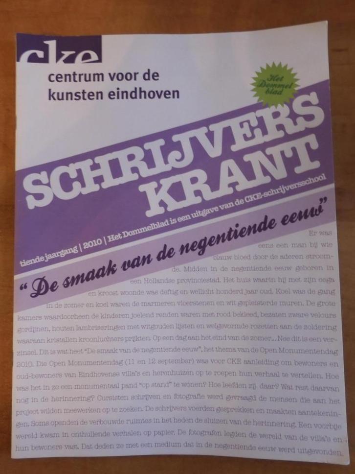 CKE Schrijverskrant 2010 villa's Eindhoven Rietveld Balkwiel, Boeken, Kunst en Cultuur | Architectuur, Gelezen, Ophalen of Verzenden