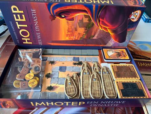 Imhotep bordspel (NL) + Nieuwe Dynastie + 3 mini expansions, Hobby en Vrije tijd, Gezelschapsspellen | Bordspellen, Zo goed als nieuw