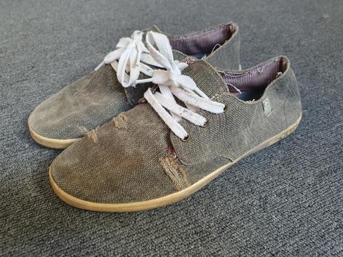 Globe lage sneakers / gympen used-look grijs mt 42,5, Kleding | Heren, Schoenen, Gedragen, Sneakers of Gympen, Overige kleuren