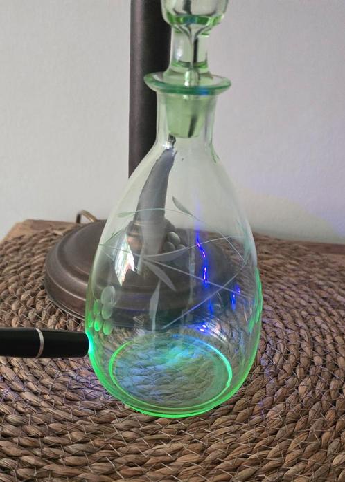 Uranium Glas Karaf met Stop, Antiek en Kunst, Antiek | Glas en Kristal, Ophalen of Verzenden
